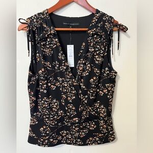 White House Black Market NEW Top Black Sleeveless Floral size Medium